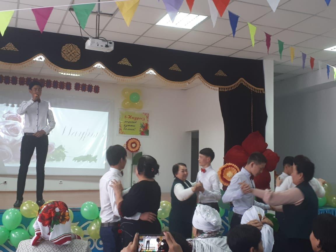 Ана-өмірдің   гүлі   атты   мерекелік   іс-шара