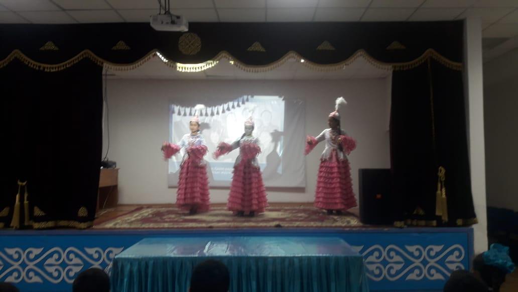 Мұқағали  қазақ  поэзиясының   Хантәңірі   атты  әдеби  кеш