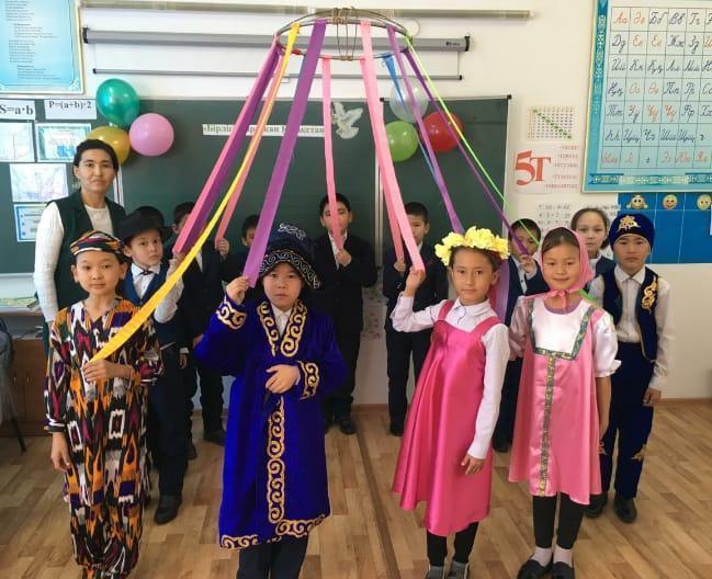 Бірлігі  жарасқан  Қазақстан  сынып  сағаты